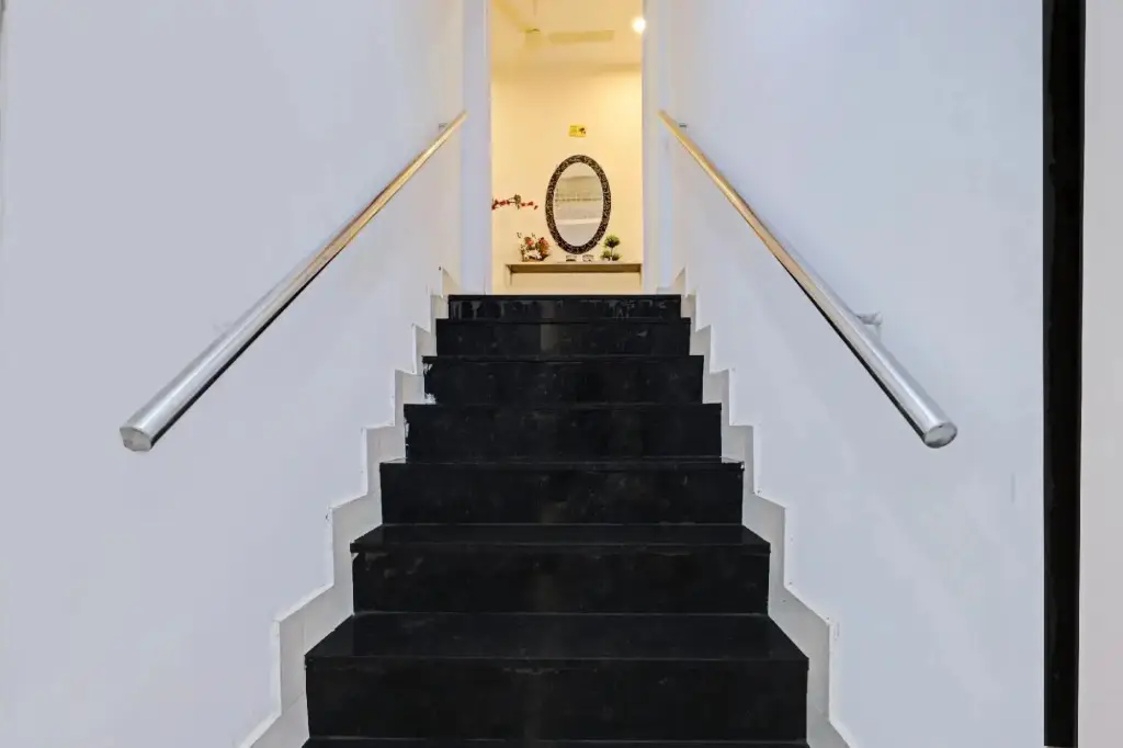 Нагпур: Flagship 82896 Hotel Girija Inn