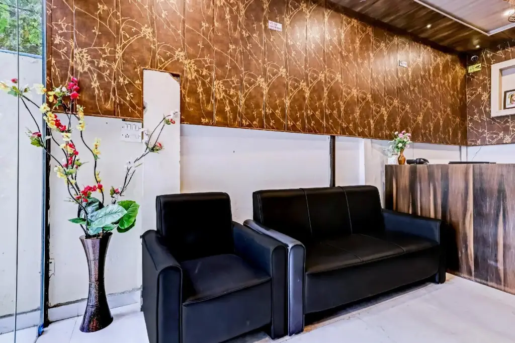 Нагпур: Flagship 82896 Hotel Girija Inn