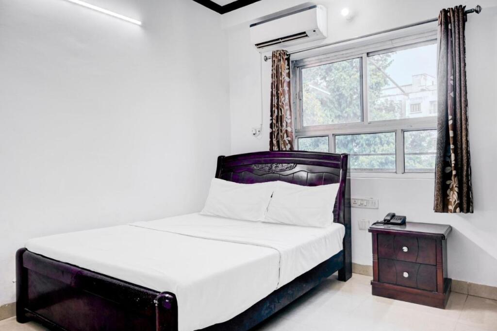 Сарнатх: OYO Flagship 85589 Hotel Lotus Inn