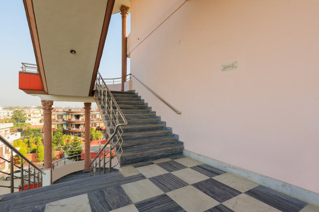 Наинитал: Oyo Flagship 86687 Hotel Anandlok