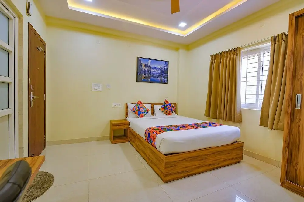 Бангалор: Fabhotel Purple Suites Inn