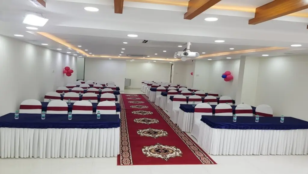 Бангалор: Grand Regency  Bangalore