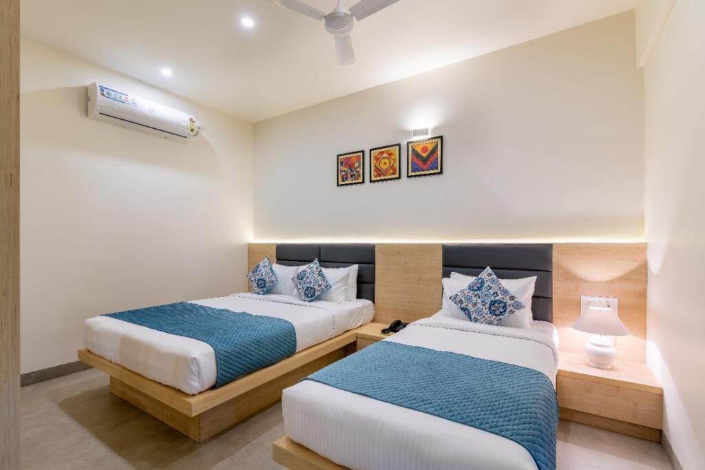 Бангалор: Iris Suites