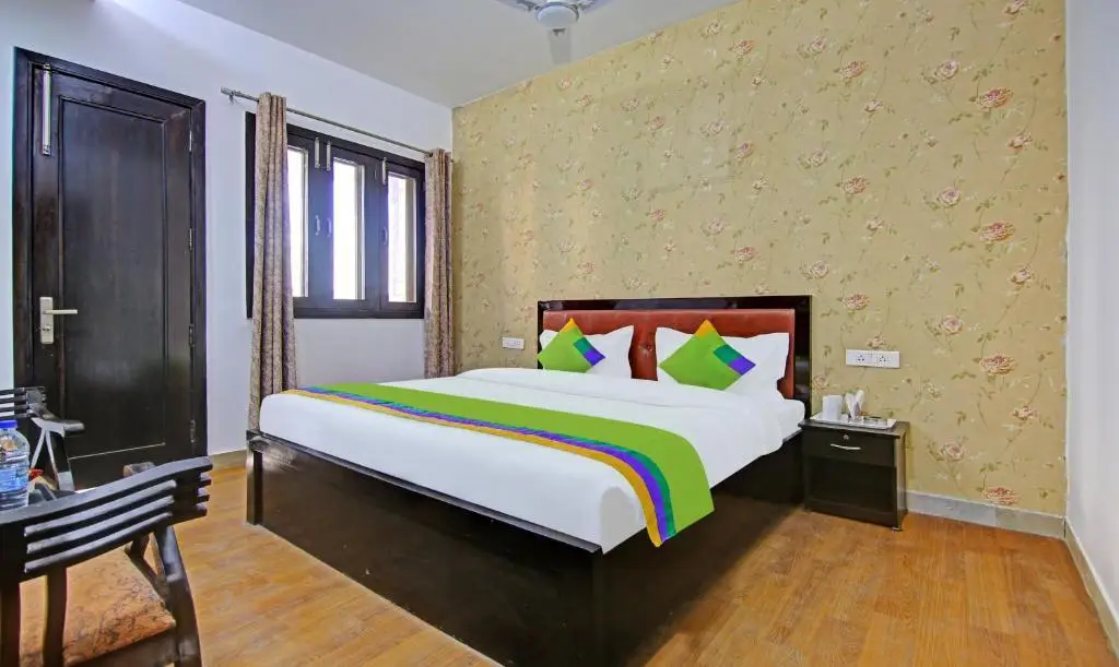 Гуруграм: Treebo Trend AR Residency Sector 45