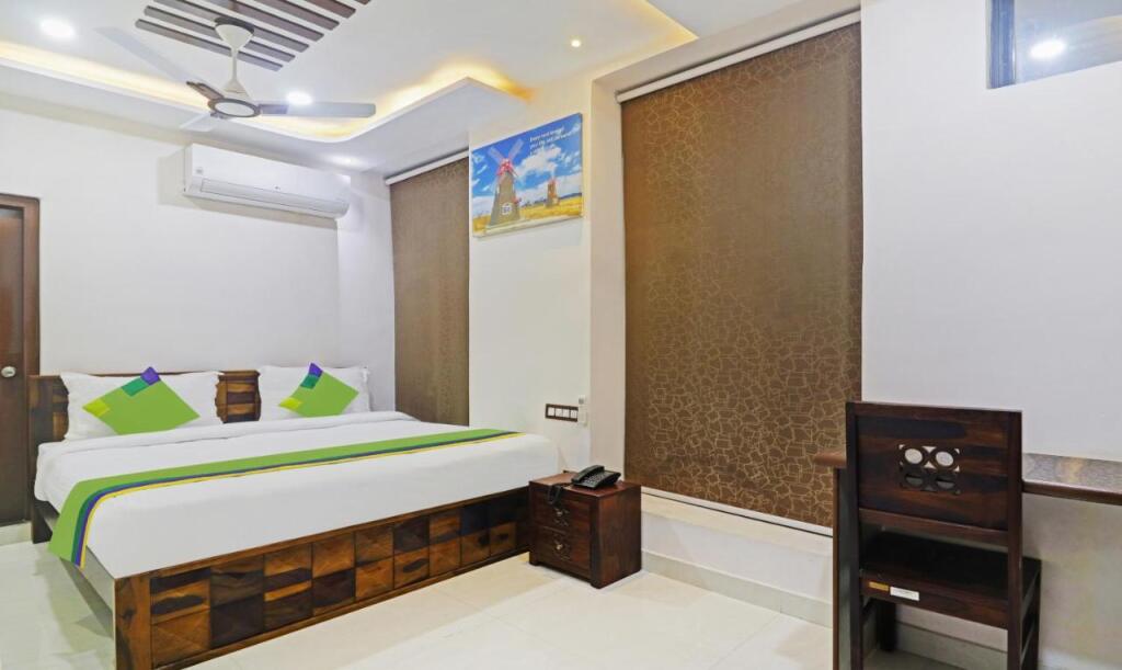 Хидерабад: Treebo J A Royal Suites Manikonda