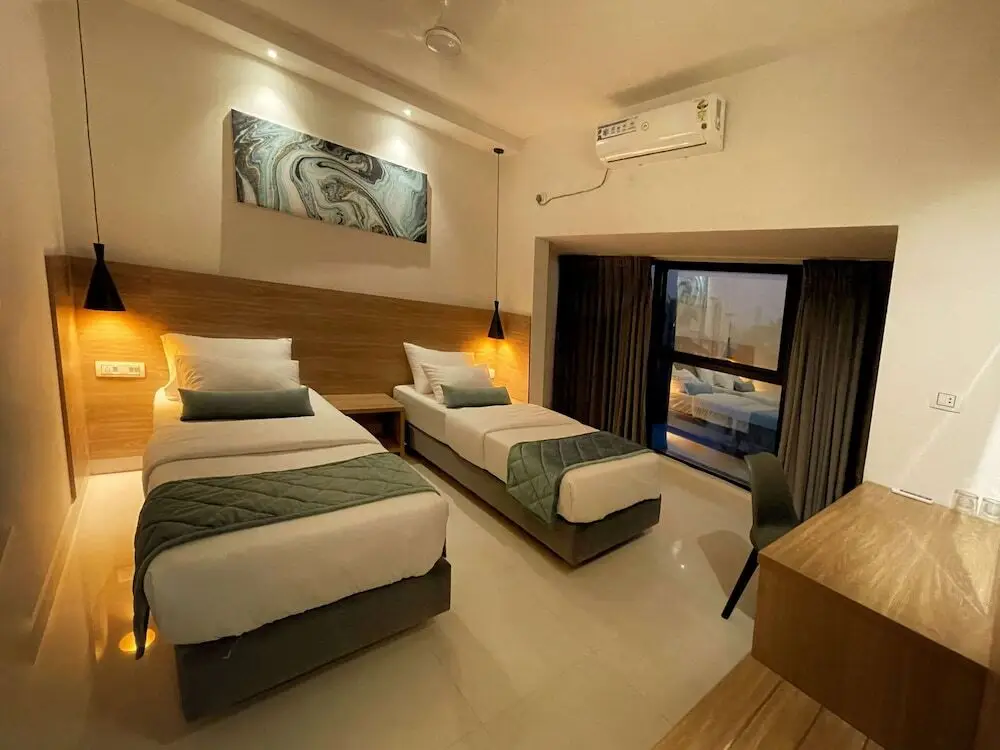 Бангалор: Eiffel Suites