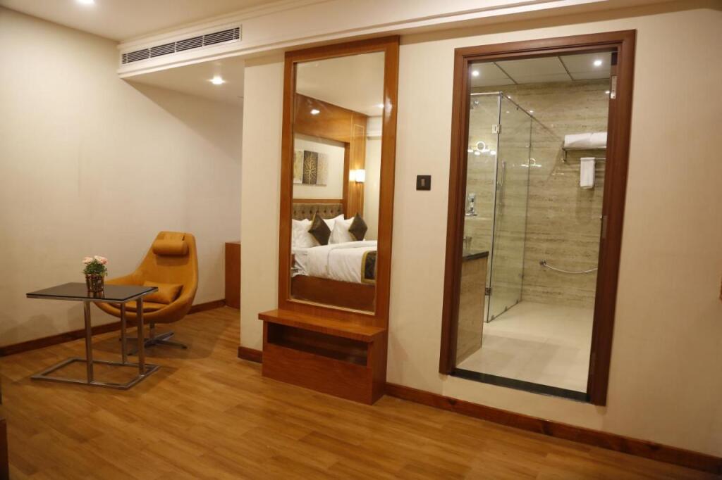 Бангалор: Hotel Leroy Grand