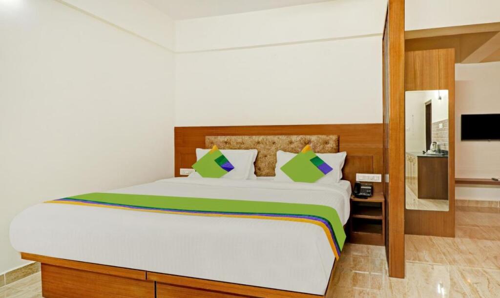 Бангалор: Treebo Celebrity Hotels And Suites