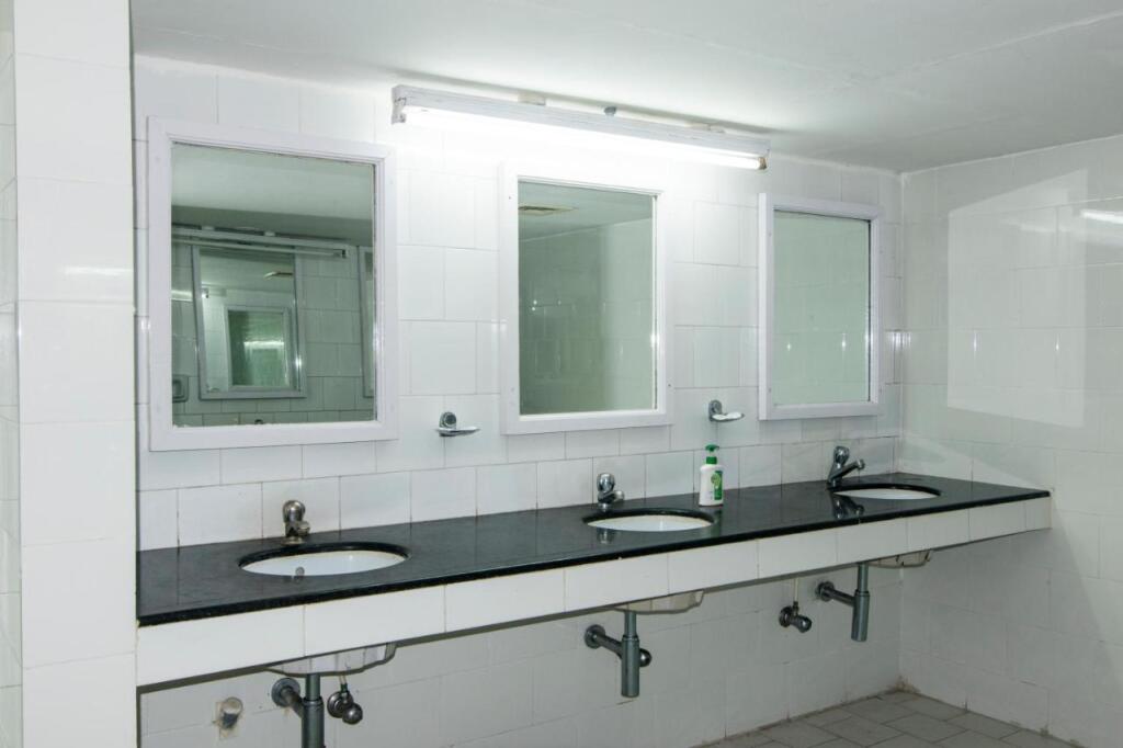 Батасингарам: Ramoji Sahara Shared Accommodation