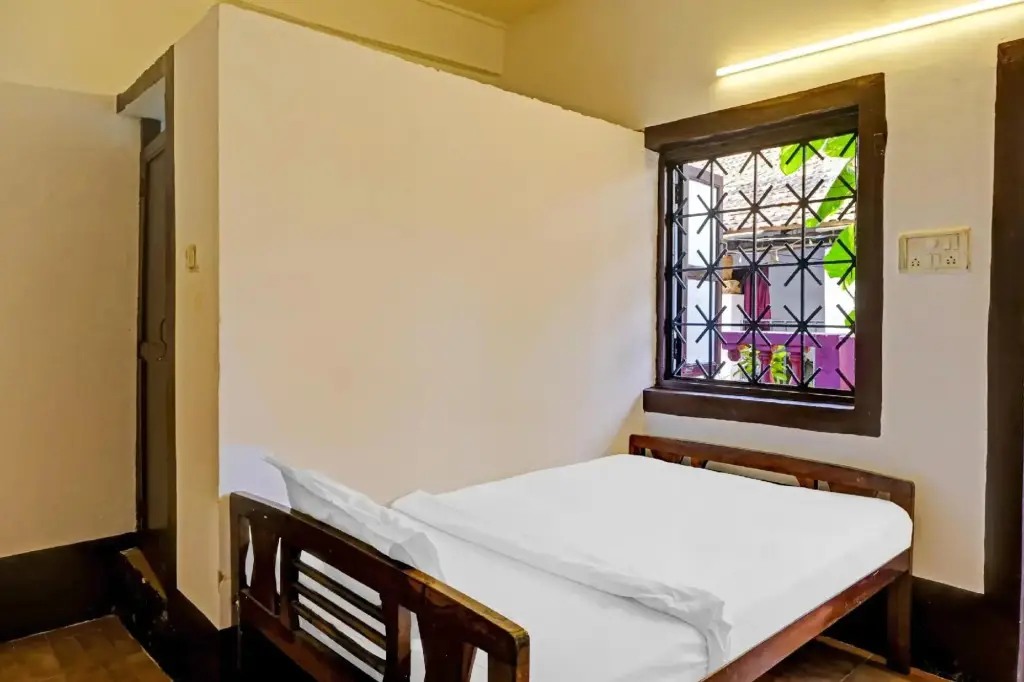 Анджуна: OYO 86419 Guru Guest House