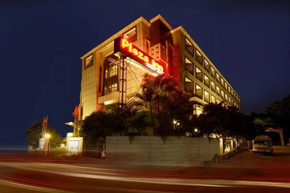 Hotel Plaza Inn — фото 1
