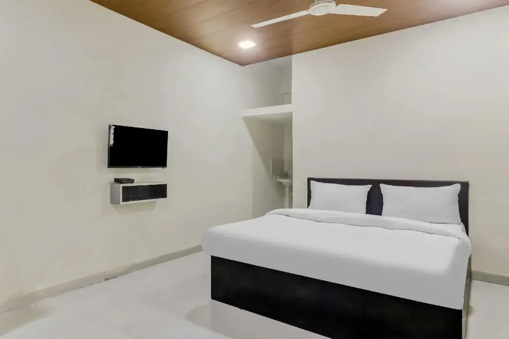 Шамшабад: OYO 86527 Hotel Vijay Residency