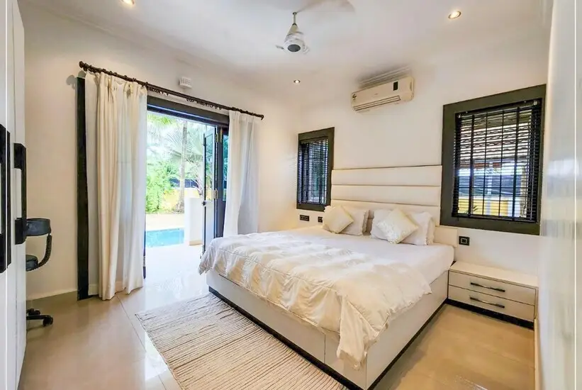 Бхандардара: Sonar Villa