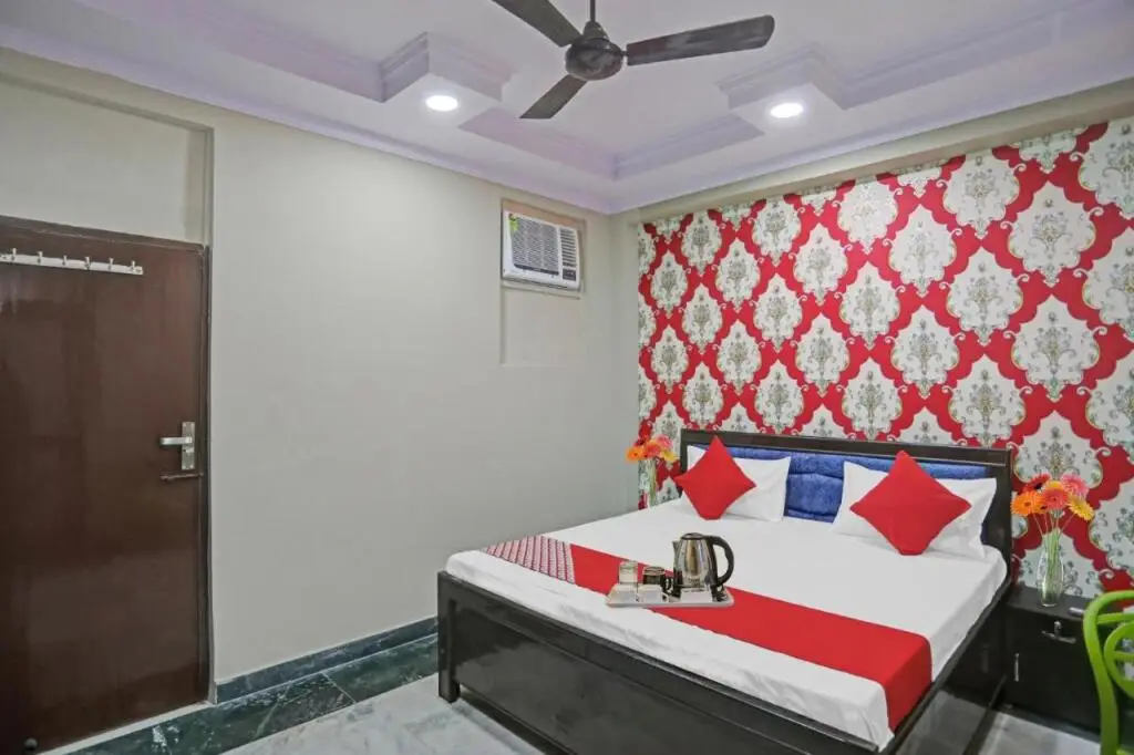 Нойда: OYO 88010 Hotel Metro Inn