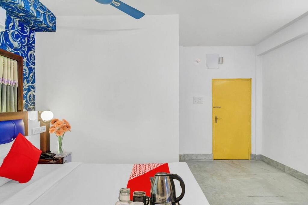Колката: OYO 88202 Starlight Guest House