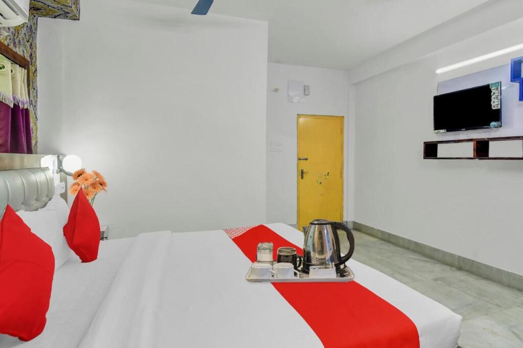 Колката: OYO 88202 Starlight Guest House