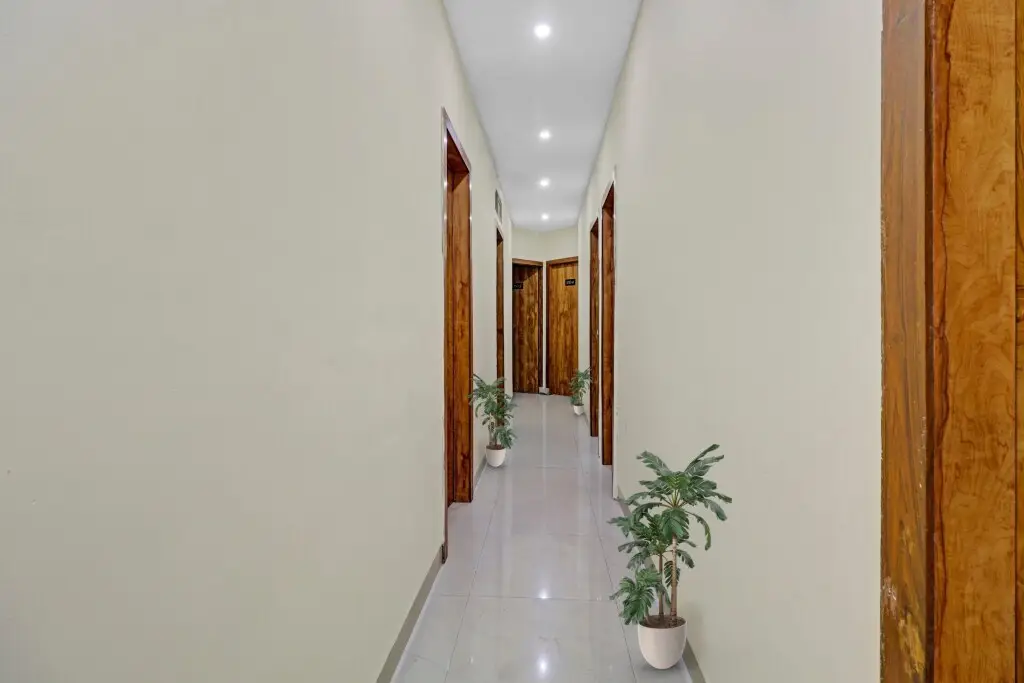 Мумбаи: OYO Flagship 88645 The Mumbai Inn