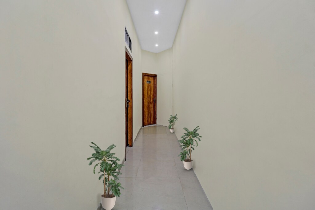 Мумбаи: OYO Flagship 88645 The Mumbai Inn