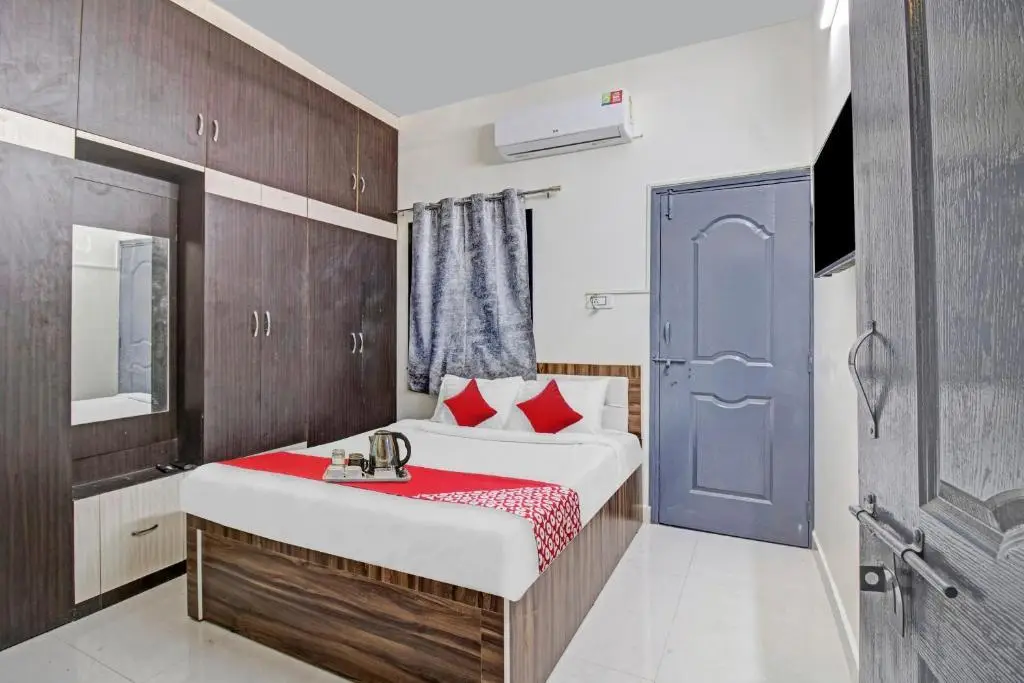 Нагпур: OYO Hotel Pritesh Grand