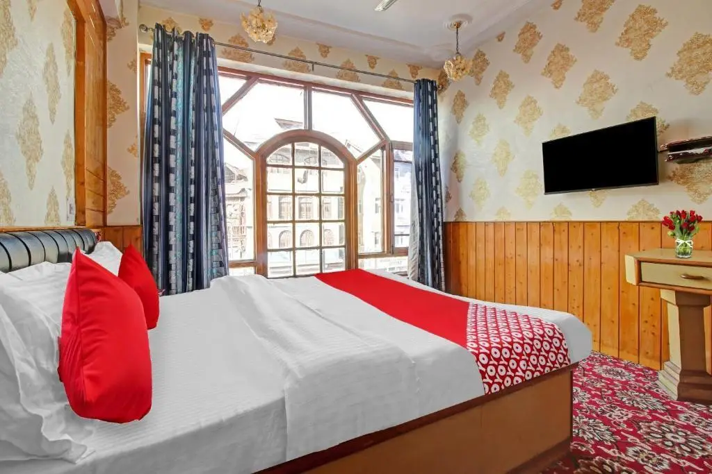 Шринагар: OYO 89626 Hotel Khana Khazana