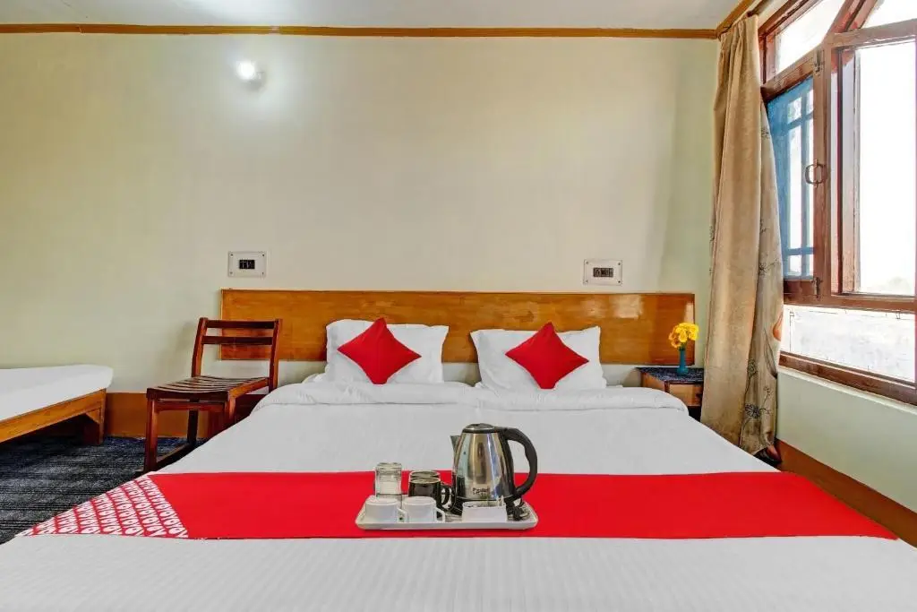 Шринагар: OYO 89626 Hotel Khana Khazana