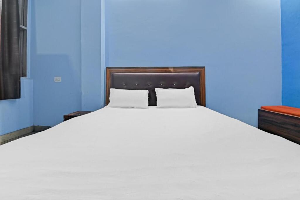 Канпур: OYO 89631 Shiv Nath Hotel