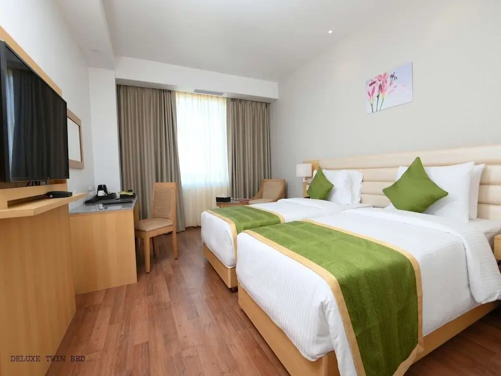Дибругарх: Pushkara Sarovar Portico Dibrugarh