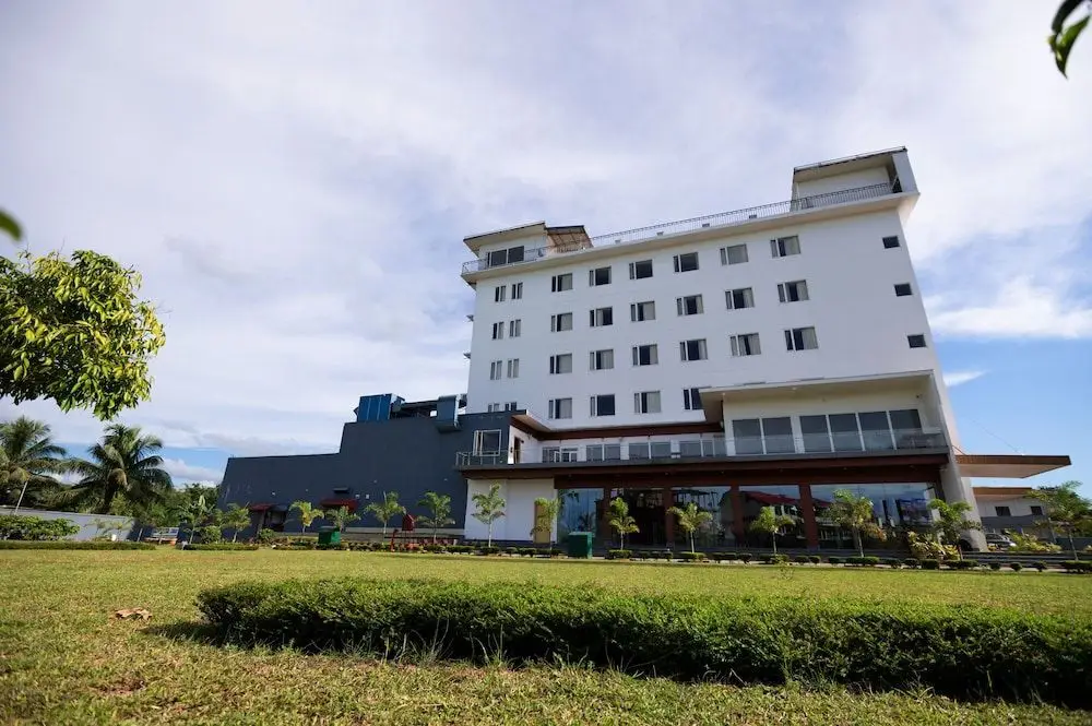 Pushkara Sarovar Portico Dibrugarh — фото 1