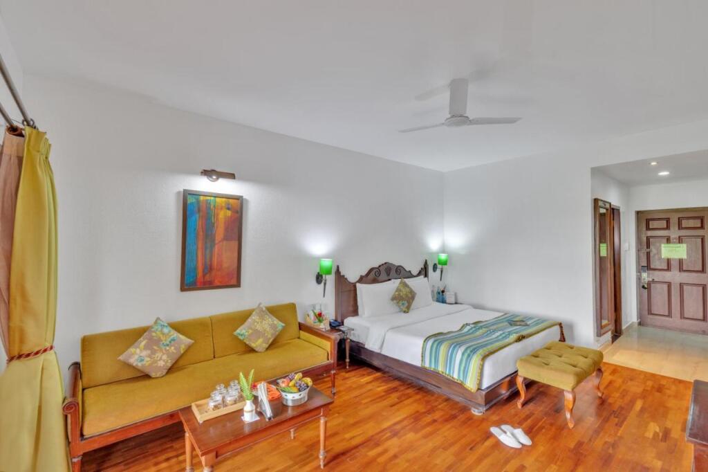 Мумбаи: Club Mahindra Madikeri