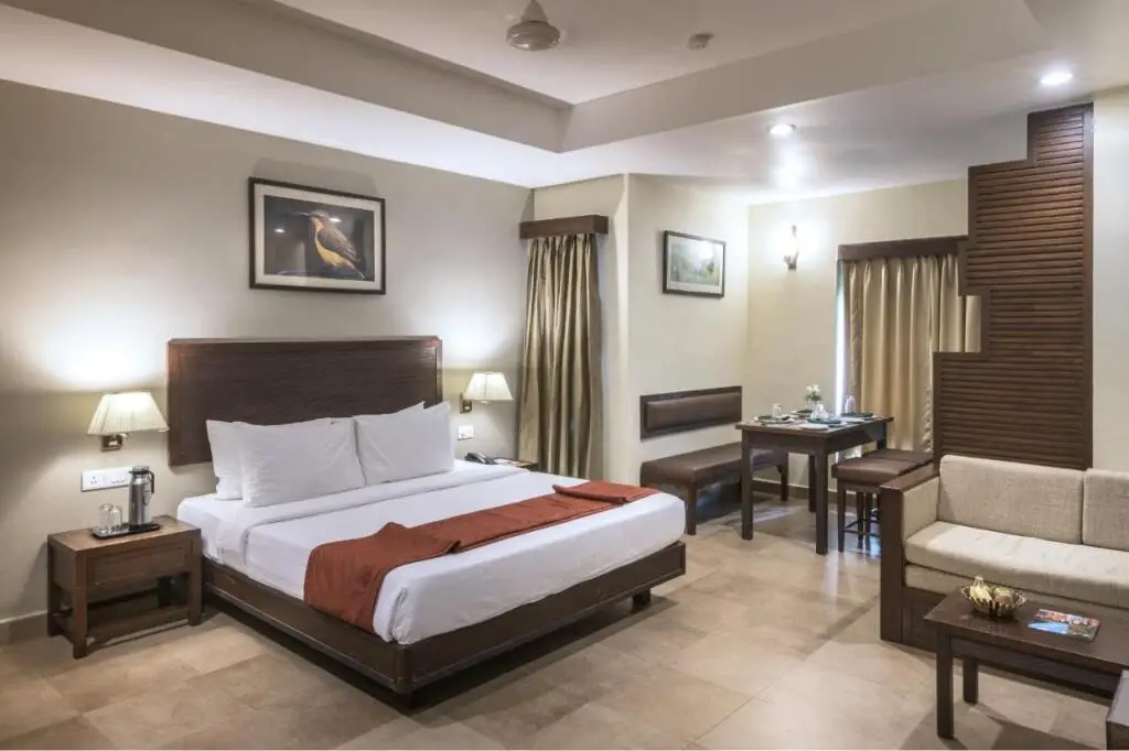 Мумбаи: Club Mahindra Thekkady
