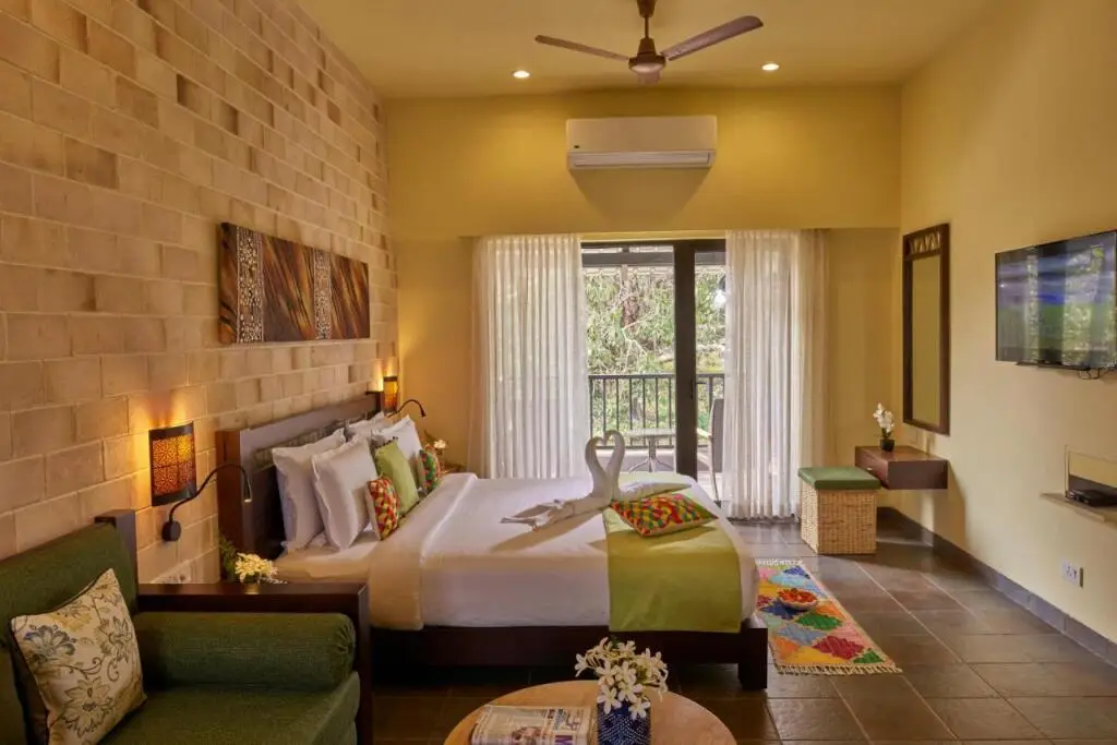 Мумбаи: Club Mahindra Kanha