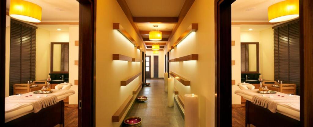 Мумбаи: Club Mahindra Kanha