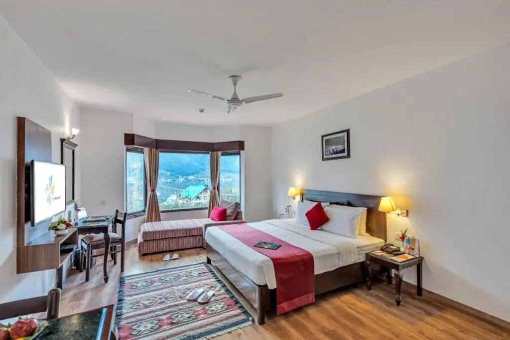 Мумбаи: Club Mahindra Snow Peaks Manali