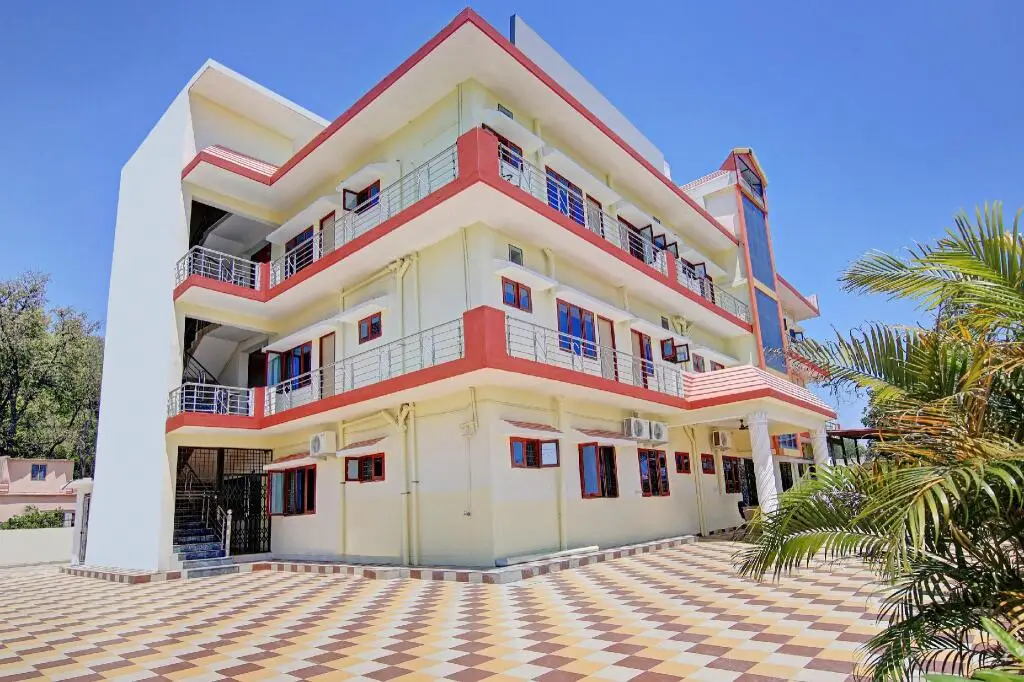 Прем-Нагар: OYO Home 78802 Balaji Bhawan Jhajra
