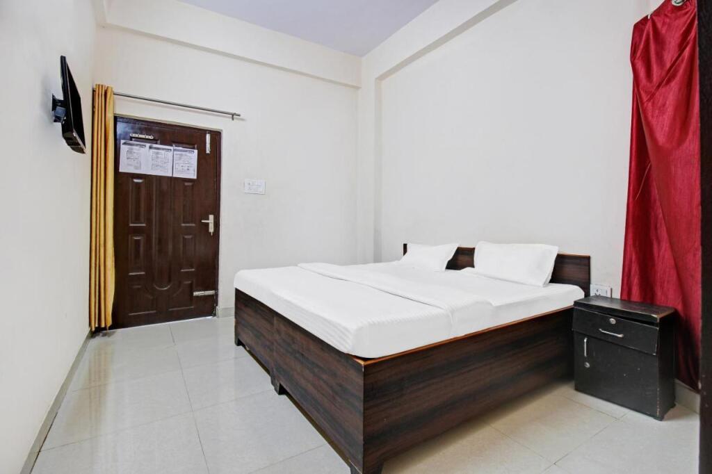 Лакхнау: SPOT ON 81541 Jr Hotel