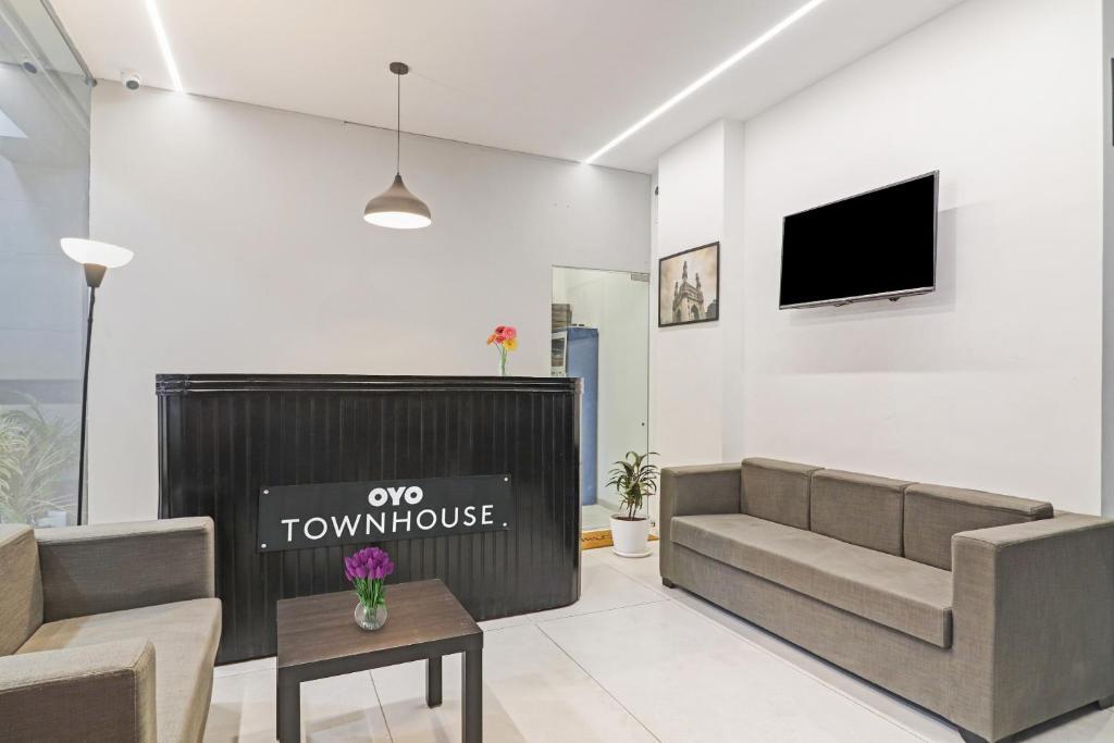 Хидерабад: Super Oyo Townhouse 1033 Ameerpet
