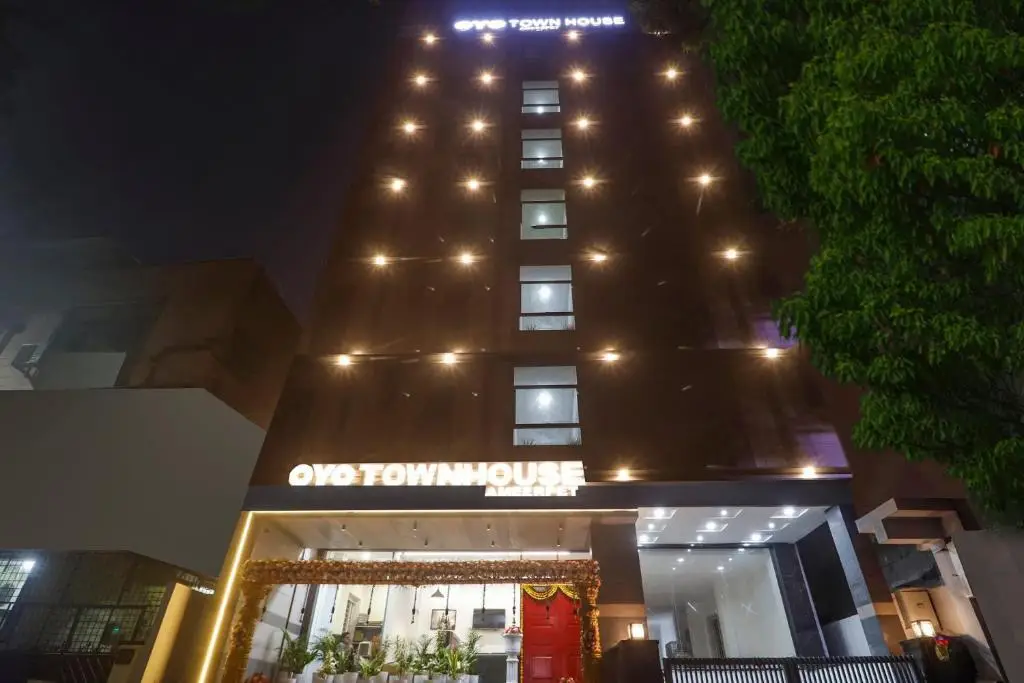 Super Oyo Townhouse 1033 Ameerpet — фото 1