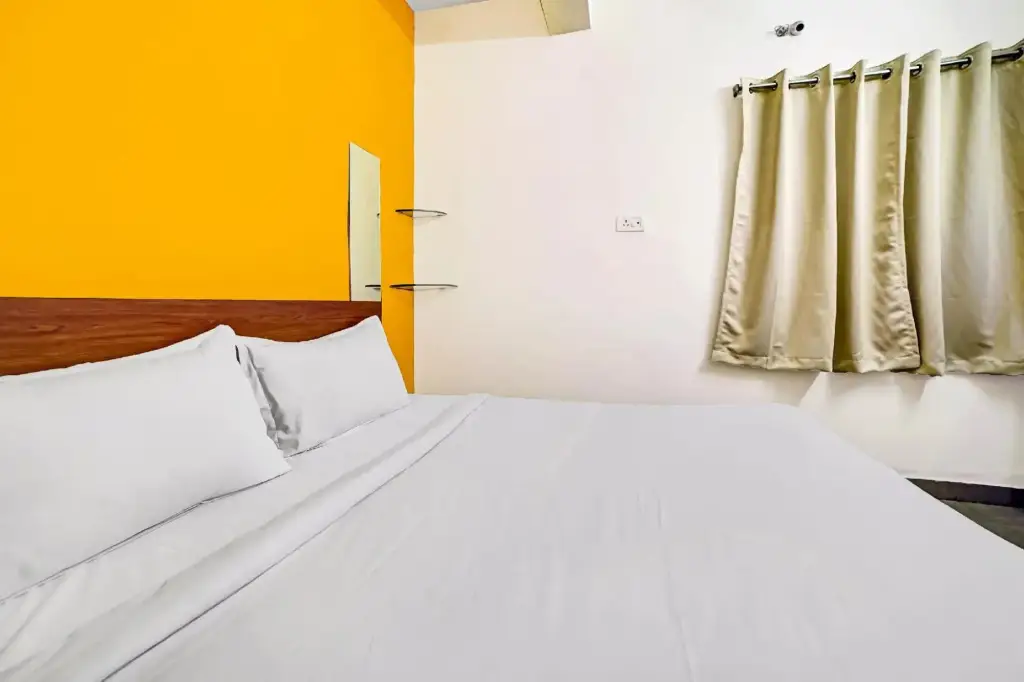 Райпур: SPOT ON 83320 Hotel Convivial Stay