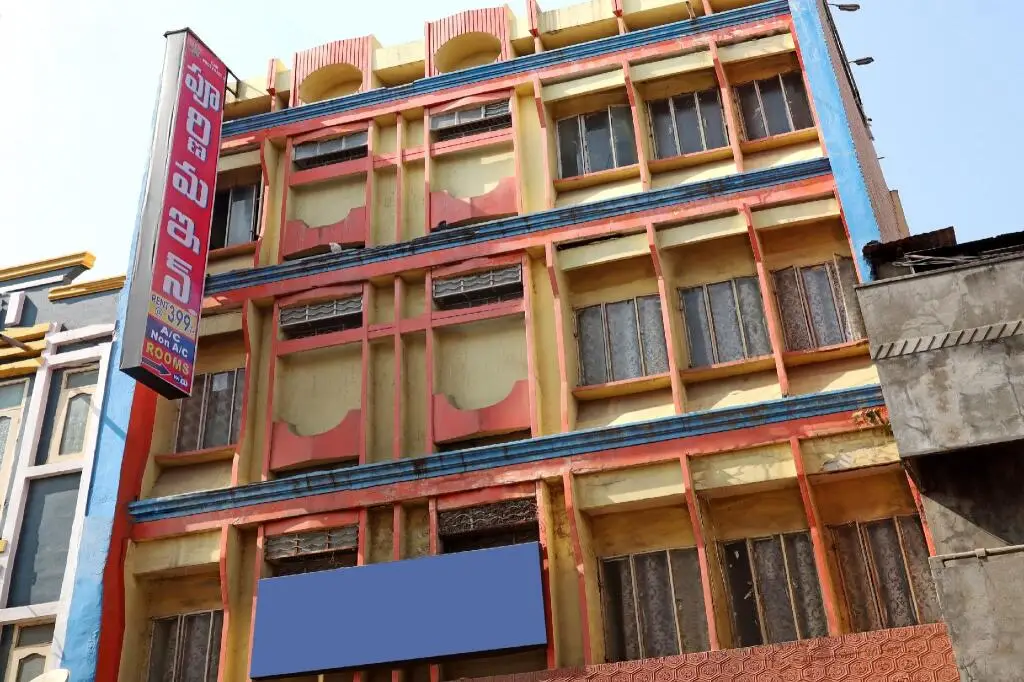 SPOT ON 84765 Poornima Inn — фото 1