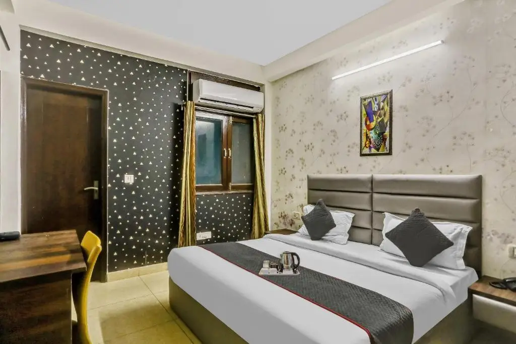 Нойда: Townhouse 797 Essendi Hospitalities Llp-2