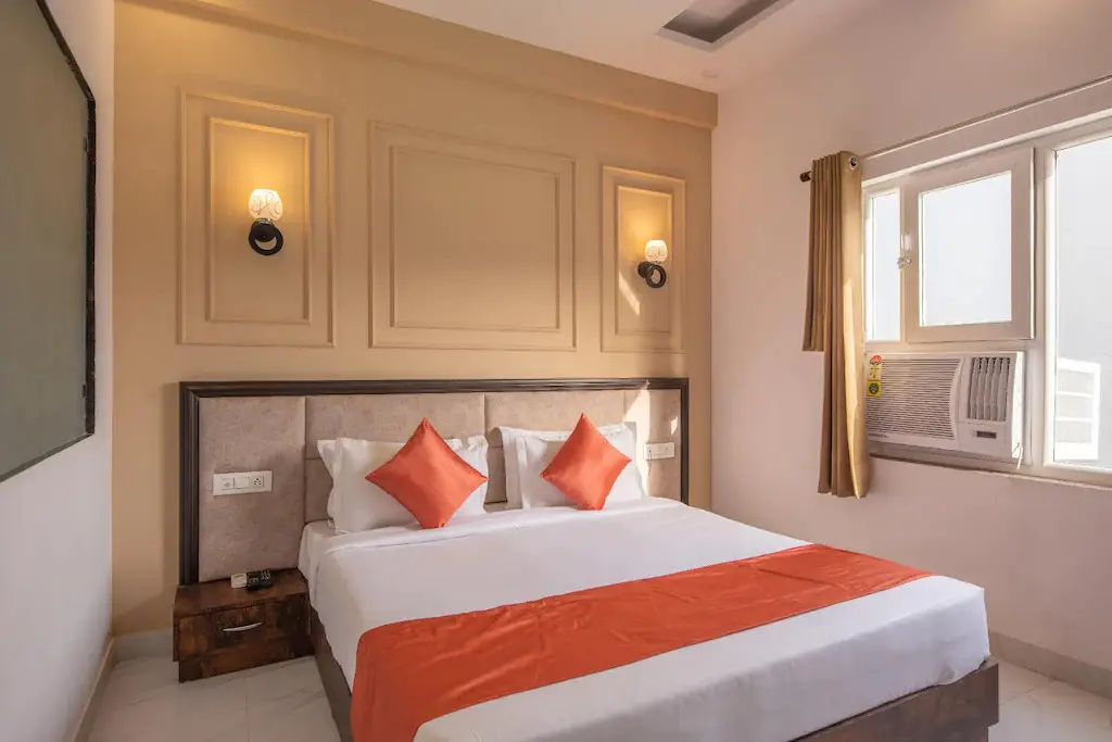 Харидвар: Hotel Ayu Suites