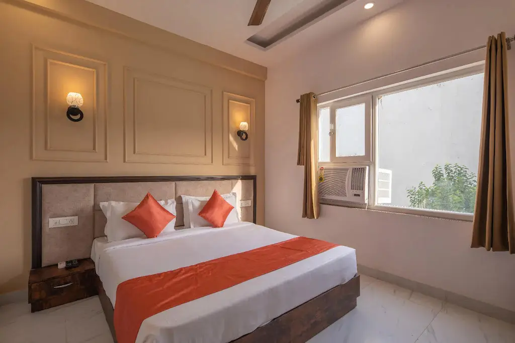 Харидвар: Hotel Ayu Suites