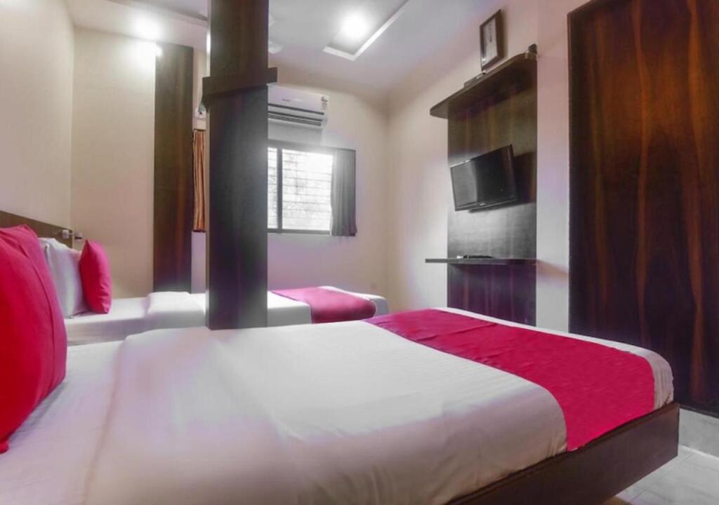 Мумбаи: Hotel Amber- Near Taj Hotel