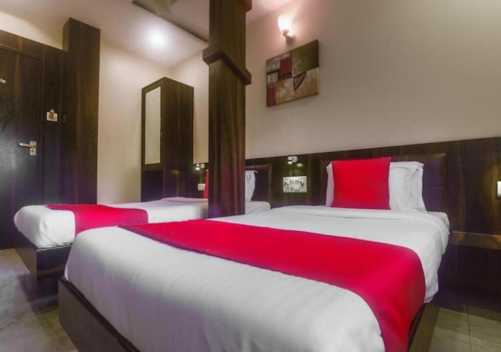 Мумбаи: Hotel Amber- Near Taj Hotel