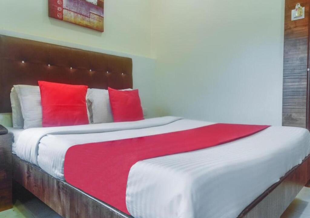 Мумбаи: Hotel Amber- Near Taj Hotel