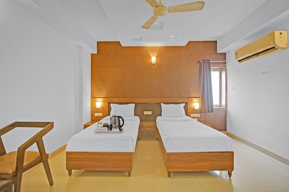 Хидерабад: Townhouse 692 Hotel Nera Regency