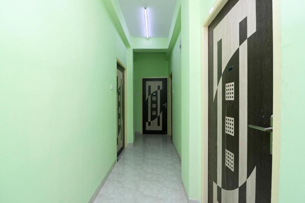 Колката: Hotel O Apan Guest House Near Acropolis Mall