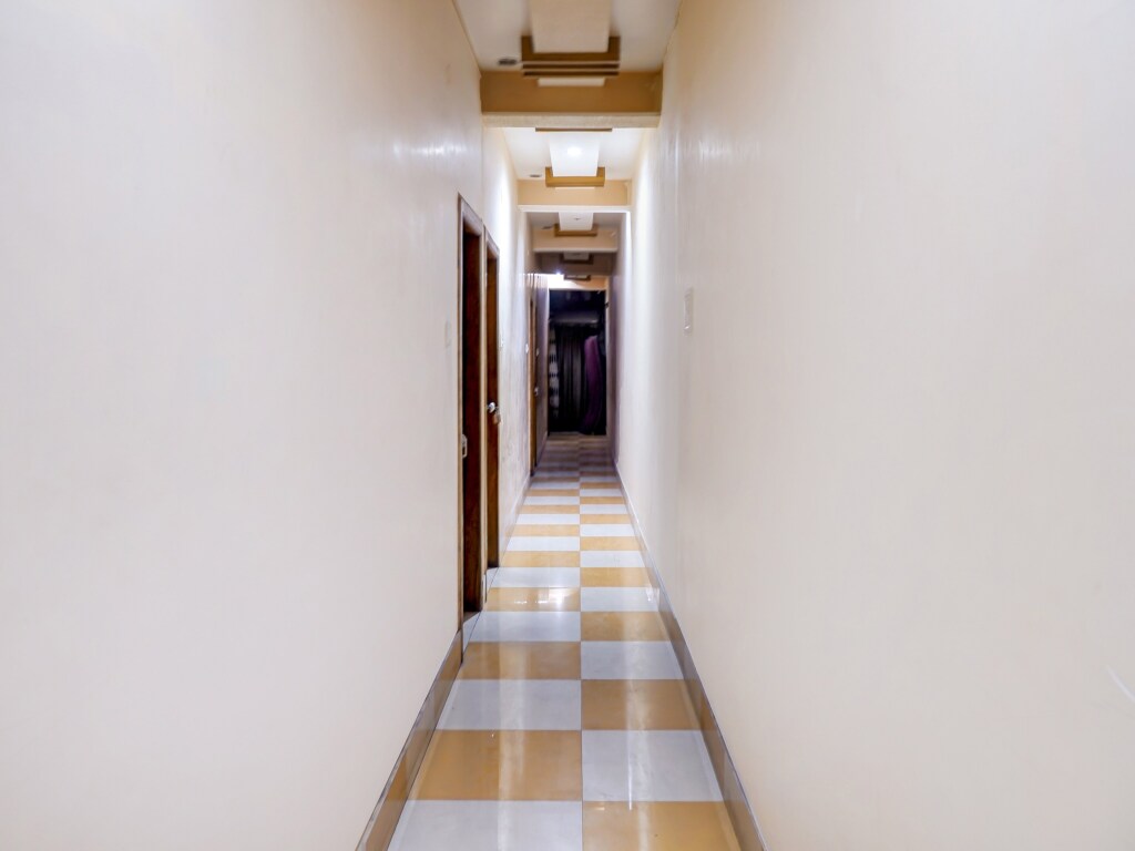 Bilaspur: Capital O 79766 Hotel Star International