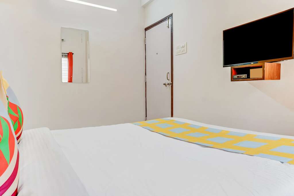 Пуна: OYO Home 78057 Dazzling Studios Near Airport