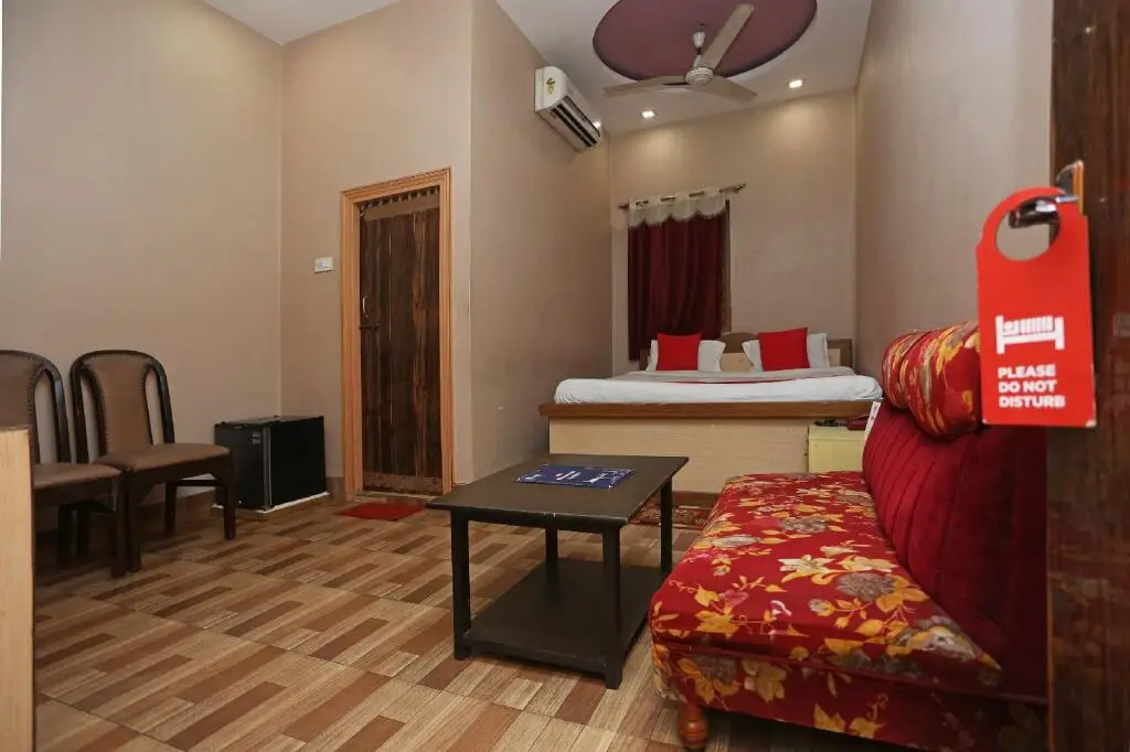 Колката: OYO Flagship 60504 Hotel Marina Beniapukur